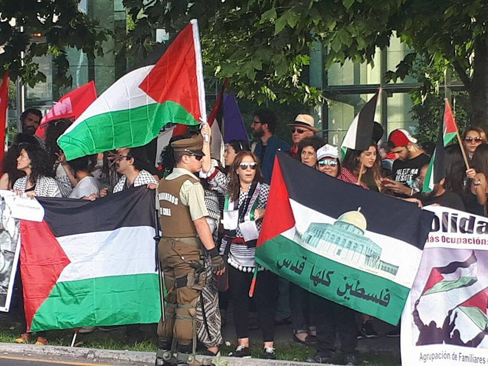 الفيدرالية الفلسطينية في تشيلي تتظاهر نصرة للقدس