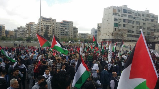 مظاهرة شبابية في صيدا تؤكد القدس عاصمة فلسطين