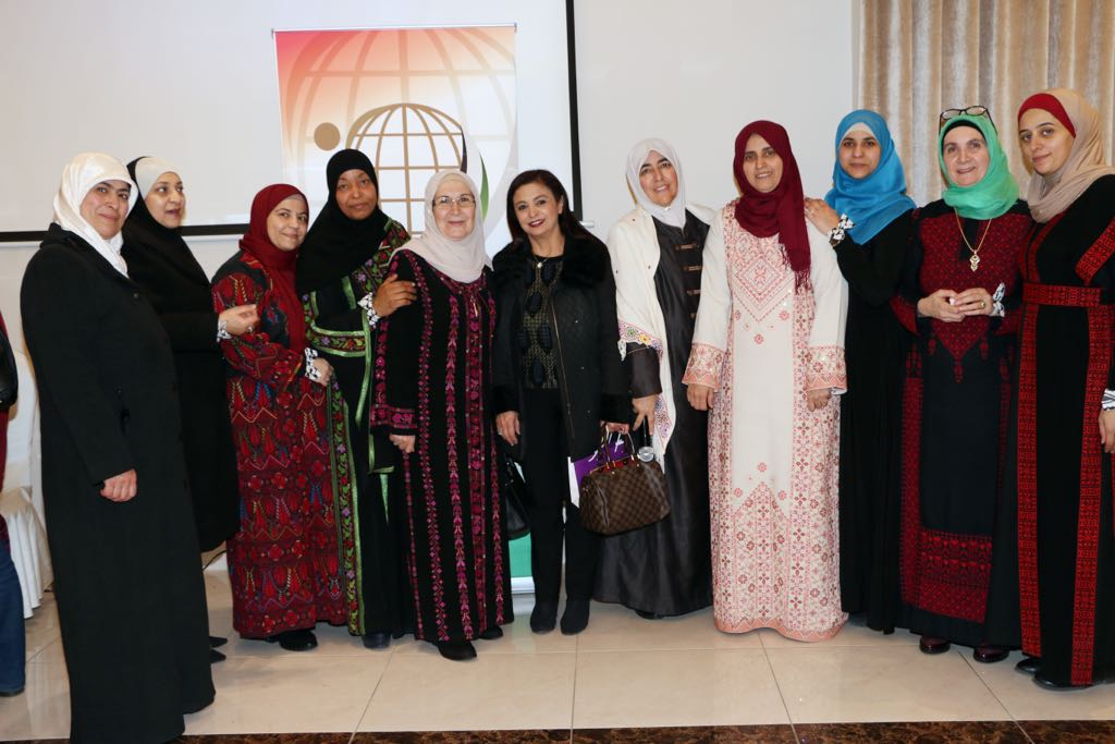 رابطة المرأة الفلسطينية في الخارج تنظم نشاطا تراثيا بالأردن
