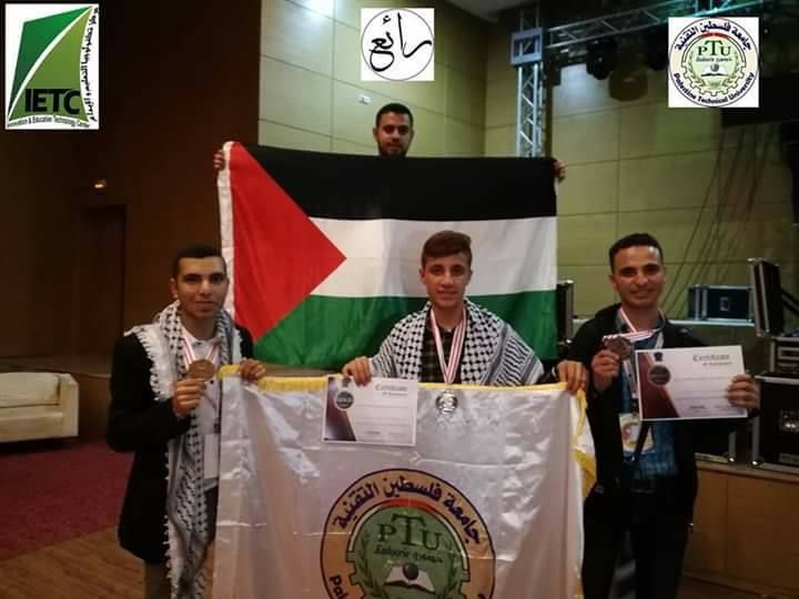 طالبٌ فلسطيني الأول على مستوى العالم بمسابقة المهرجان الدولي للعلوم والتكنولوجيا