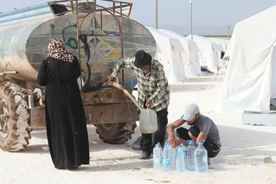 المهجرون الفلسطينيون إلى الشمال السوري يطالبون الأونروا بتحمل مسؤولياتها اتجاههم