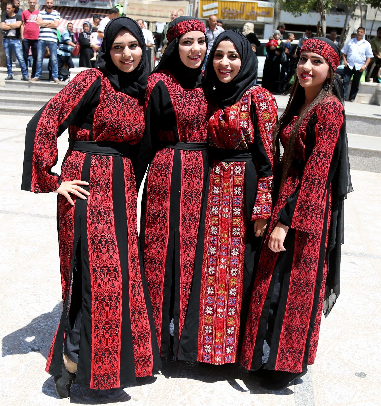 أنواع الثوب الفلسطيني التراثي