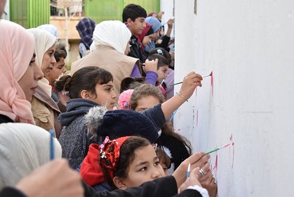 نشاط تعليمي وترفيهي للأطفال الفلسطينيين في دمشق