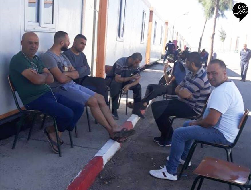 الجزائر ترحل 60 فلسطينيا الى القاهرة بعد احتجازهم لمدة شهر