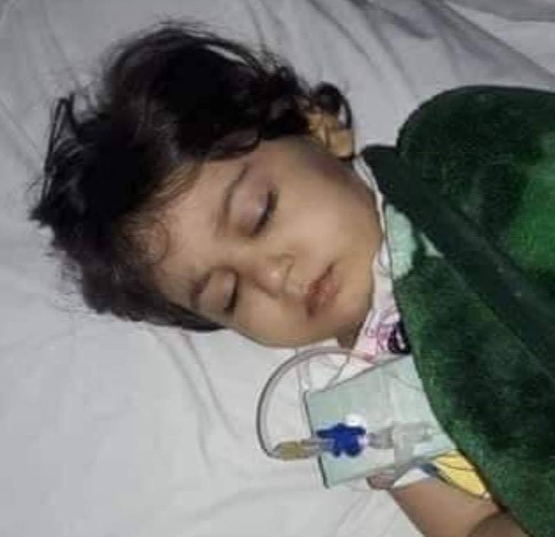 عائلة فلسطينية  تجدد مناشدتها للتكفل بعلاج طفلتهم المصابة بمرض السرطان