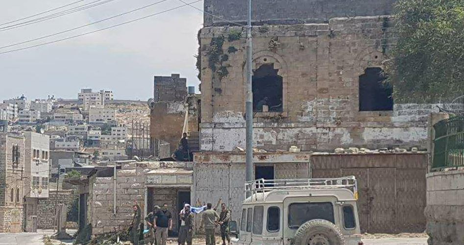 Israeli settlers seize Palestinian house in al-Khalil