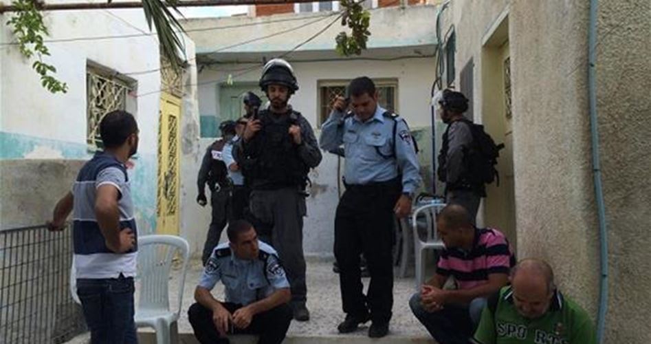 Israeli settlers grab hold of Palestinian home near Ibrahimi Mosque