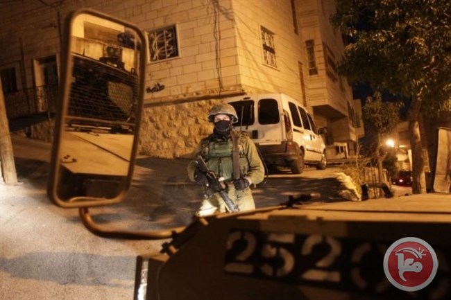 13-year-old among 34 Palestinians detained by Israeli occupation forces