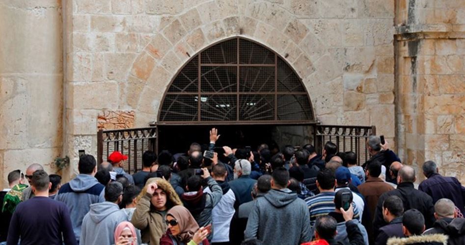 Israeli occupation police expel Muslim worshipers from Bab al-Rahma