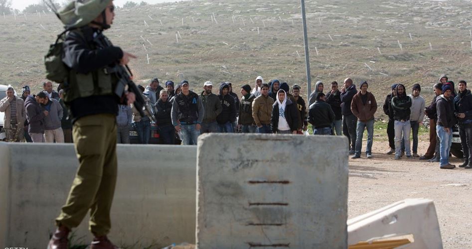 Israeli occupation police detain 80 workers