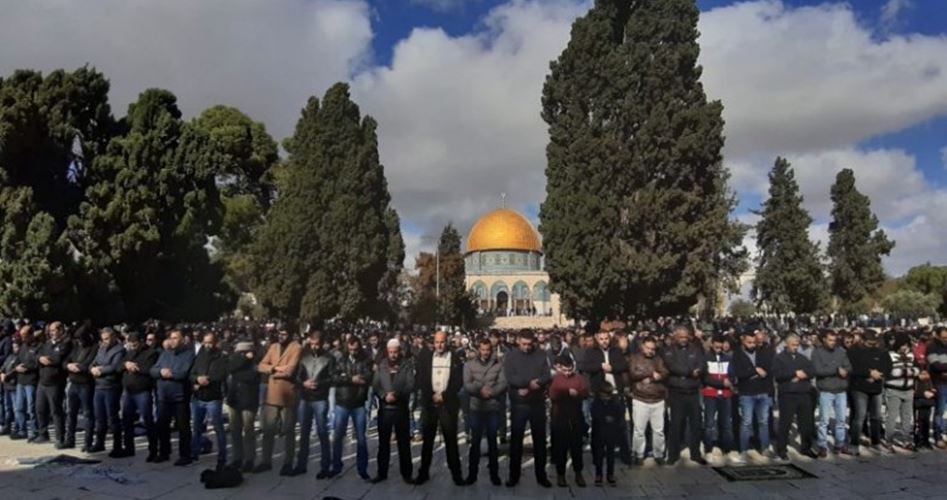 Israeli occupation police kidnap Palestinian, banish five others from al-Aqsa Mosque