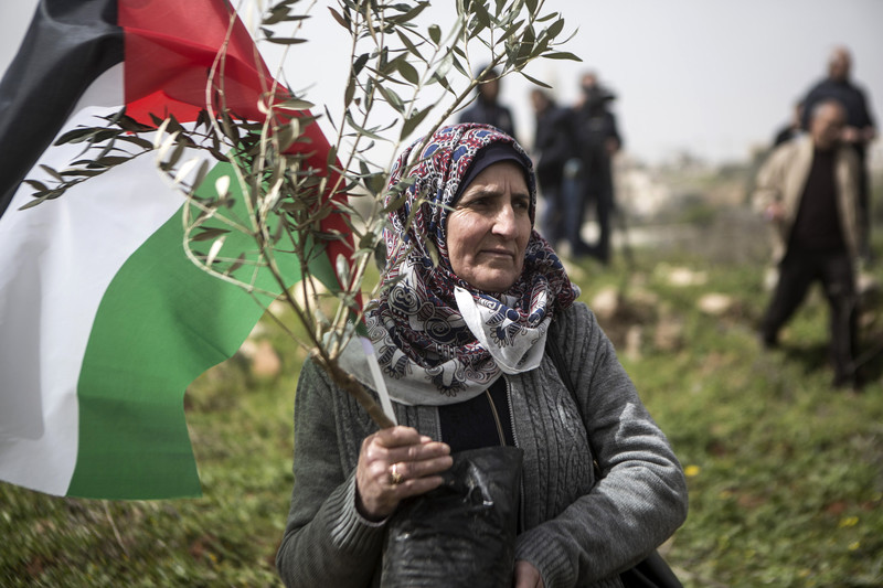 On International Women’s Day, 43 Palestinian Women Held In "Israeli" Prisons