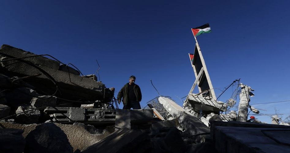 IOF demolishes Palestinian house, seizes tents