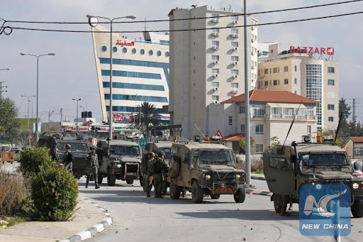 Pregnant woman among four injured in settler attack northeast of Ramallah