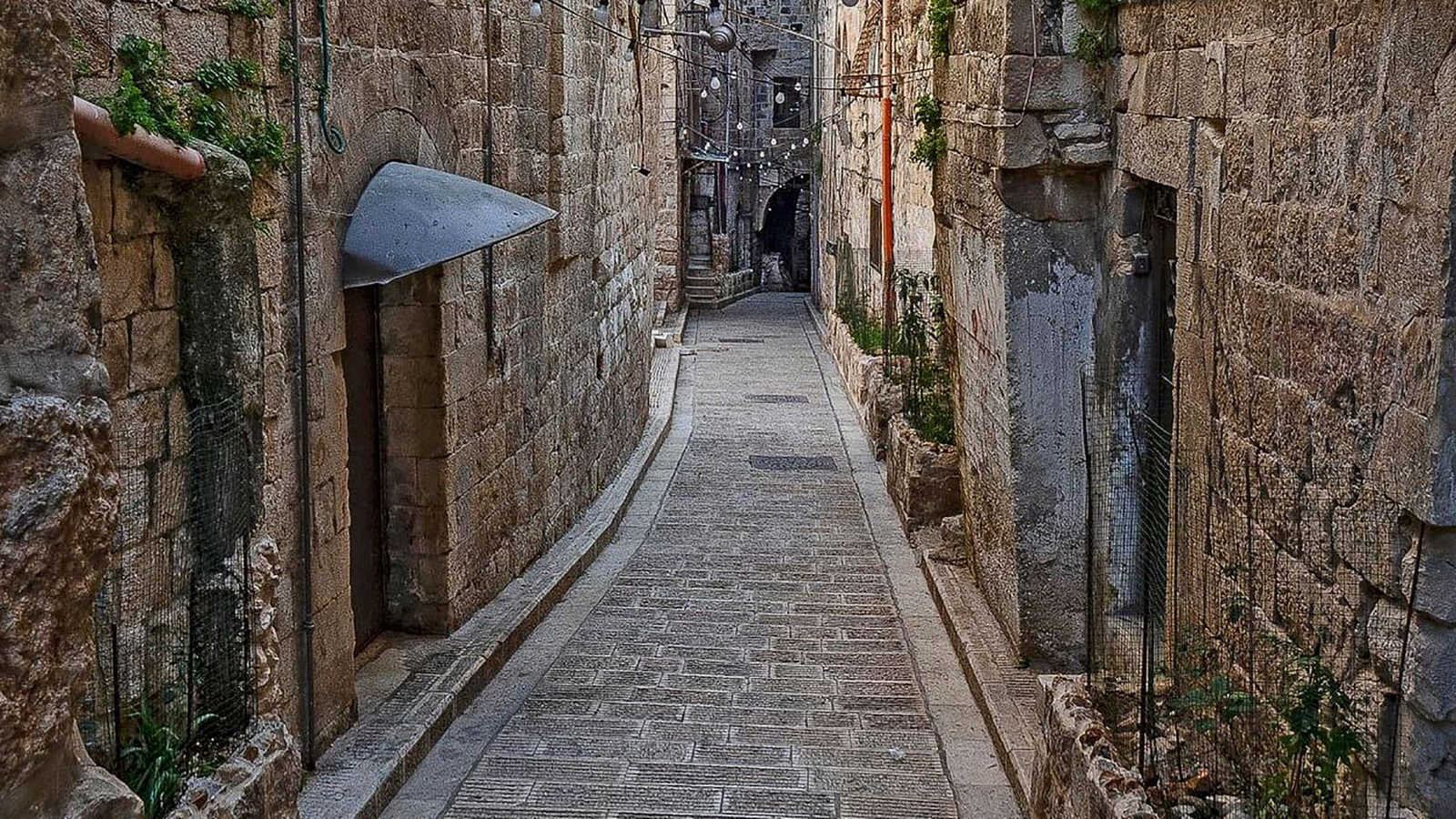 A trip down memory lane in this ancient neighborhood of Nablus