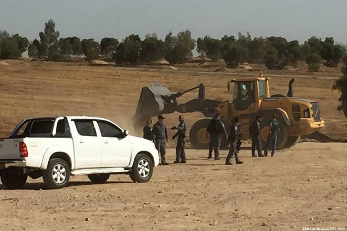 Israel" demolishes Al-Araqeeb village for 186th time"