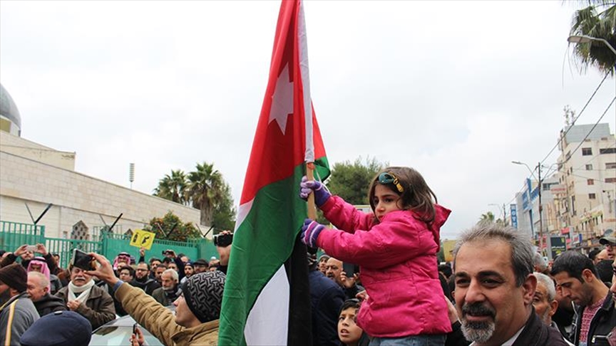 Jordanians rally to support Palestinians in Jerusalem