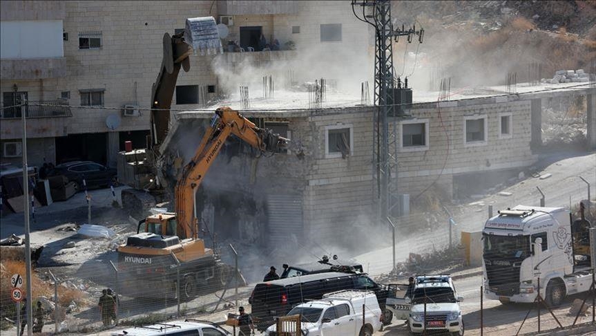 Israeli occupation forces storm Silwan neighborhood in Jerusalem amid demolitions