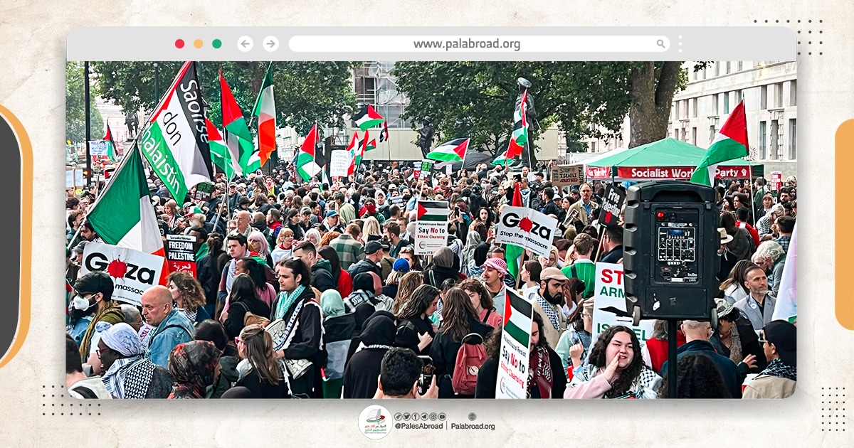 آلاف المتظاهرين أمام مقر الحكومة البريطانية يطالبون بوقف تصدير الأسلحة "لإسرائيل"