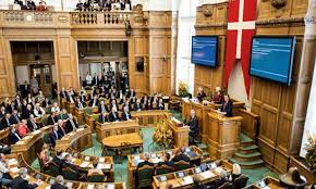 برلمانيون من الدنمارك يطالبون الاحتلال بالإفراج عن الأسرى